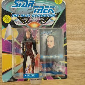 1993 Star Trek TNG Ambassador K'Ehleyr Playmates Action Figure Sealed 605990